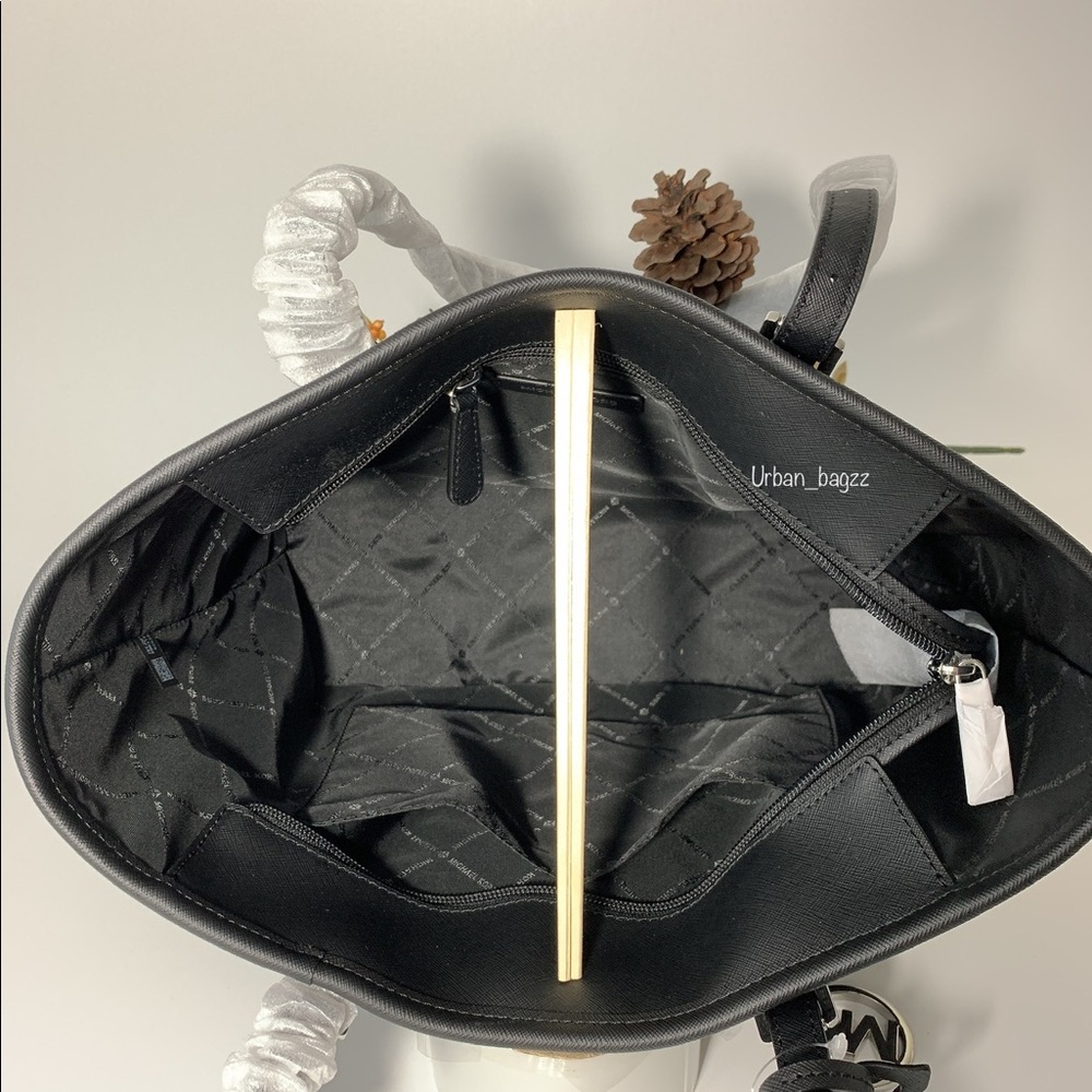 Michael Kors JST Small Top Zip Tote and Wallet - Picture 8 of 15